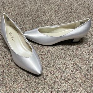 Vintage 90s satin Women's whitePumps